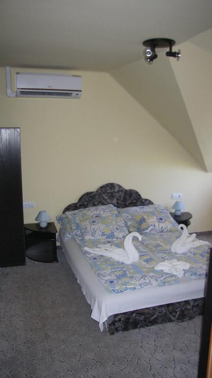 Palma Apartmanhaz هاركاني الغرفة الصورة